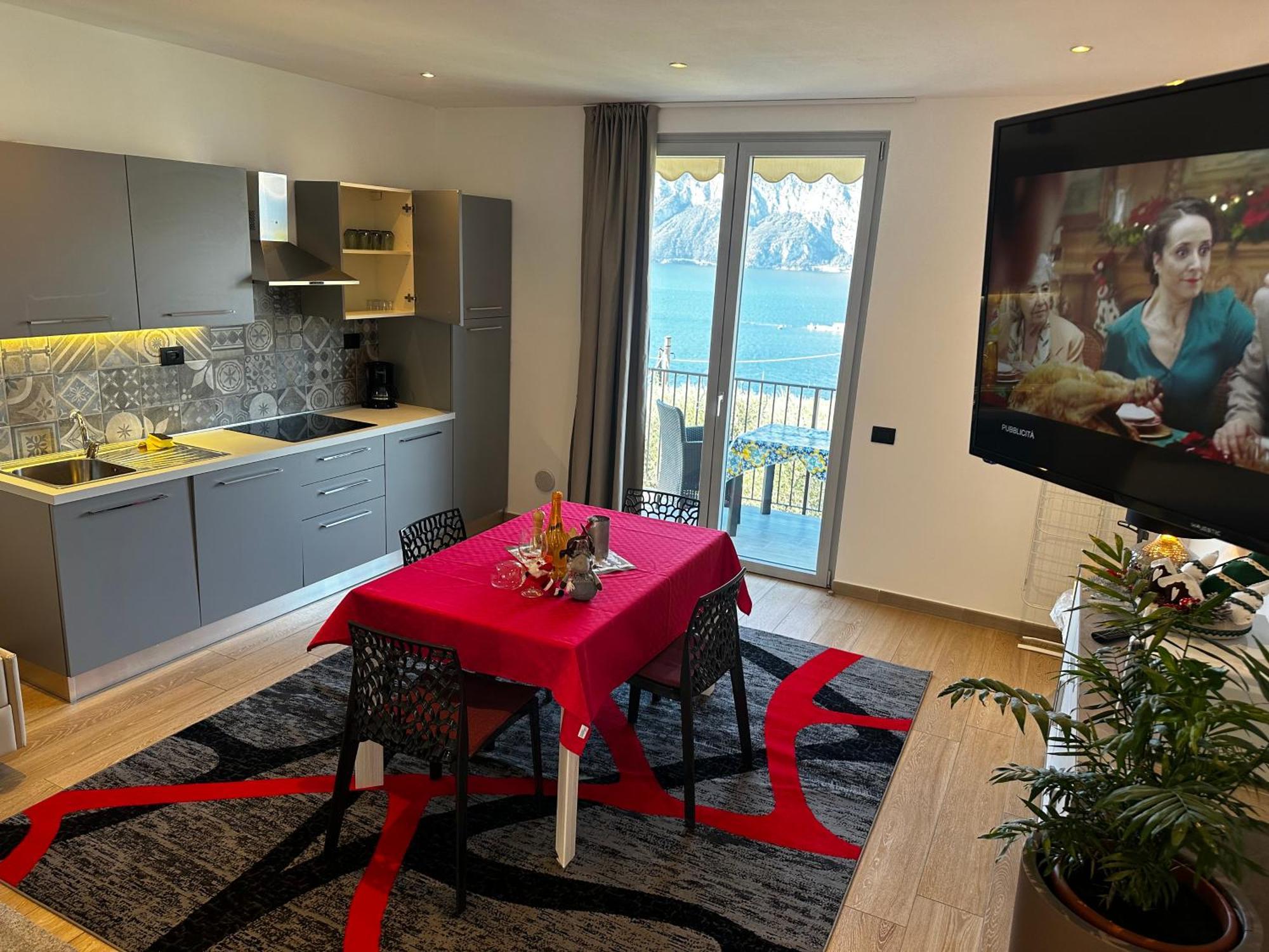 Villalvento Brenzone sul Garda Exteriör bild